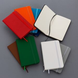 Moleskine Couro sintético- folhas em branco - Tamanho 10x15cm